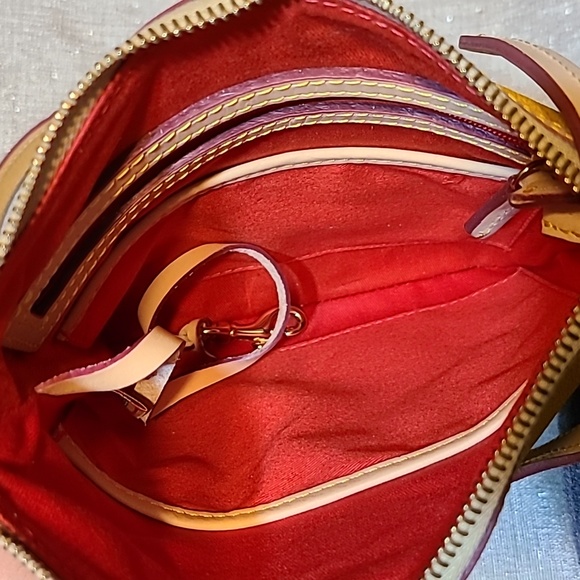 Dooney & Bourke - Letter Carrier leather crossbody bag - Picture 10 of 13